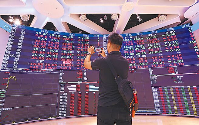 短线资金轮动下，将以有基本面支撑的个股为买盘首选，川湖、创意等9月营收创高股值得留意。图／本报资料照片