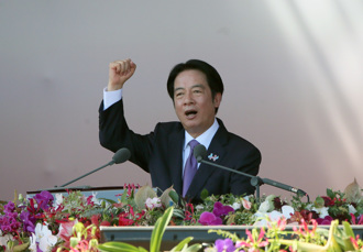 謝鏟子超人護家園   賴清德國慶提中華民國2次、台灣51次 