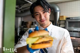 連晨翔招牌代表作「香菜豬血糕蛋餅」！拜師早餐店卻收攤了