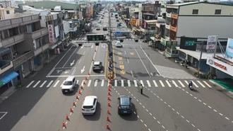 國慶連假南下湧車潮 萬人登小琉球 東琉碼頭被擠爆