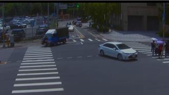 货车行驶中男站车头保险杆 警方接获检举开罚