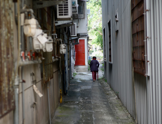 白衣天使2》老娘不幹了！居家護理師拚月收6位數