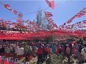 海納百川》光輝十月 對我們國家的祝福（洪金鳳）