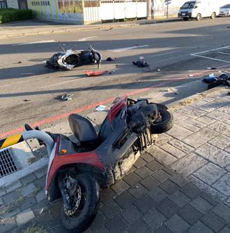 快訊》台北港嚴重車禍！腳踏車騎士遭撞命危　小客車駕駛受困