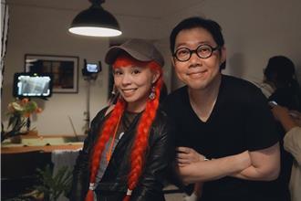 许哲佩隔4年宣布好消息 曝爱女1岁VR影片当场泪崩