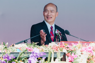 韩国庆谈话遭府、绿营批评 吴宗宪轰：当台湾人都鸵鸟？