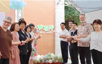 嘉義偏鄉小校4年變身蒙特梭利 實驗教育學校揭牌
