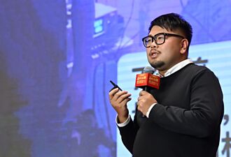 强脑科技创办人韩璧丞 赋能大脑 AI让意念化为指令