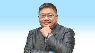 赵彭博神山领军 台股迈向新格局