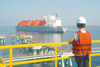 共軍封鎖兵推 限電7成 全台能源可撐1年