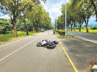 11天2車禍 屏科大2新生自撞亡