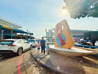 蚵仔寮連假塞爆 高市府允改善