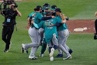 MLB》藍鳥打線當機 水手羅雷開轟3比1贏下美聯冠軍賽首戰