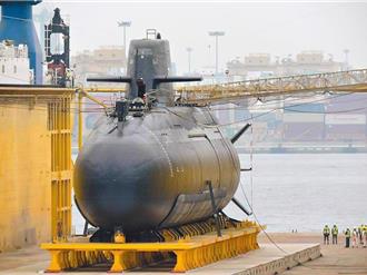 海鯤號交艦卡關？剩主機與電力系統待驗 顧立雄認「挑戰很大」