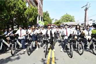 永靖乡MOOVO公共自行车启用 全县扩展至10乡镇