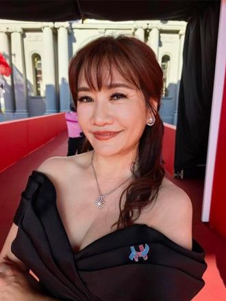 國慶光采焦點！王淺秋配戴台灣品牌珠寶Metasoul 唐波蓉以光學之美讓世界看見台灣