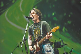 攻蛋吸2.3萬粉絲高人氣優里想搬到台北住