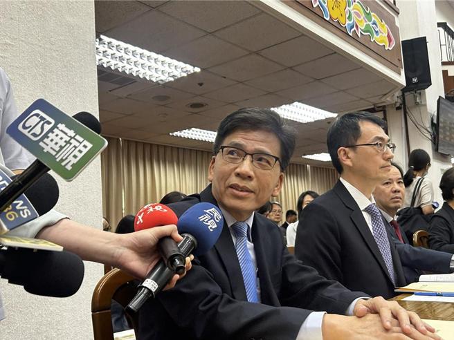 金管会主委彭金隆，郑妤安摄