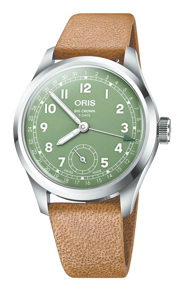 ORIS Big Crown Cal. 403指针式日历腕表，轻雾绿款，12万元。（ORIS提供）