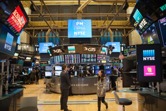 川普放軟！道瓊反彈近600點  台積電ADR暴漲近8％ 