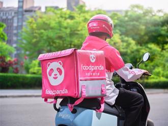 外送皮蛋瘦肉粥用泡麵碗裝 店家撇清後突改口：員工弄錯了