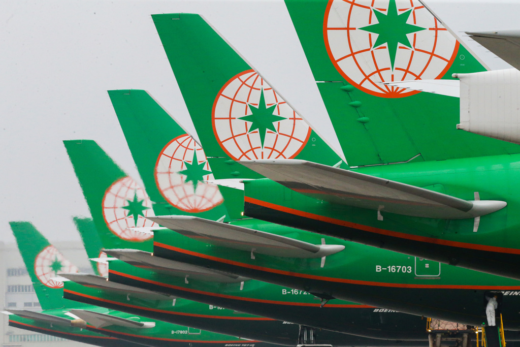 長榮航空一名空服員日前在航程中身體不適，返台就醫住院後離世。（圖／中時資料照）