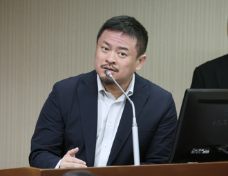 洪申翰争取公务预算跳票？就安基金人事费爆增逾千万