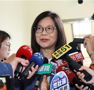 海巡队员遭爆请有薪病假开餐厅 管碧玲怒：害群之马重伤形象