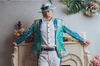 班鐵翔自嘲10月「忙到連滾帶爬」 偕愛妻力挺旗袍皇后國際大賽