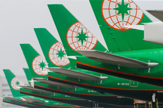 長榮空姐告別式當天「被討請假證明」 家屬怒給死亡證明