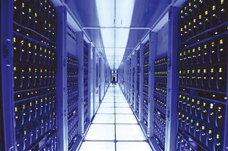 法人按讚 强茂、朋程权证火