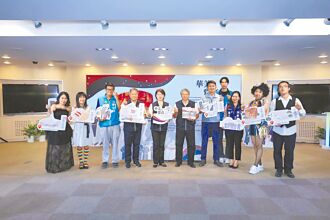 美軍在台中 推英文書航向國際