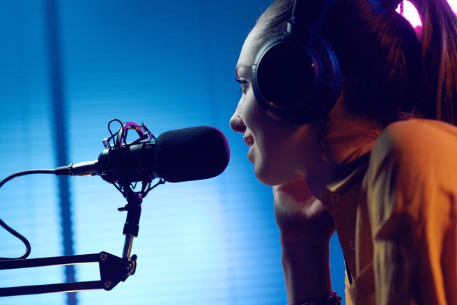 大陆电商直播带货不稀奇，但若是主播换成外国人可能就有点意思。（示意图:shutterstock/达志）