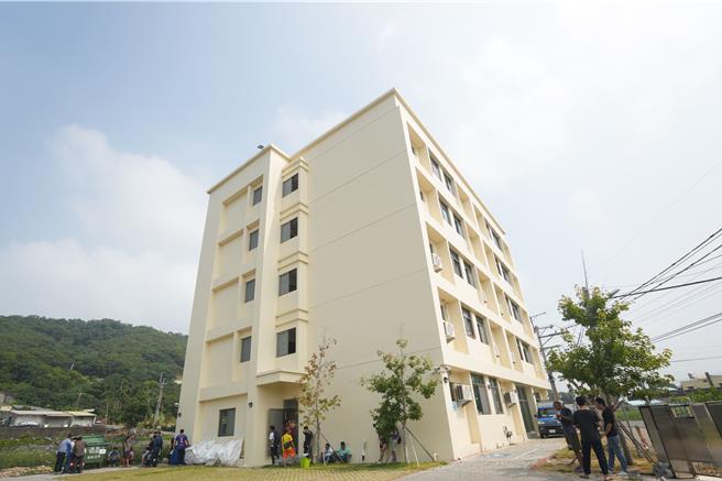 巨大集团扩大「零招聘费」政策至所有现职移工 并完成新宿舍搬迁。（巨大提供）