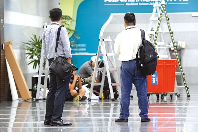 虽然物价、薪资的编算有些进步，但仍有许多再进步的空间，依此精神可以对出口、订单、工业生产、批发零售餐饮、家庭收支等统计进行改革。图／本报资料照片