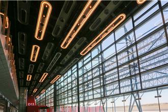 國門新亮點！桃機第三航廈北登機廊廳年底啟用 試走動線搶先曝光