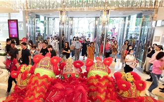 新光三越周年慶第二波 首日業績開紅盤  創單日新高