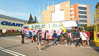 平息暂扣令争议 巨大零招聘费 扩及现职移工