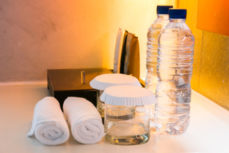 飯店禁一次性用品擴大 礦泉水也不給 實施地點、時間曝