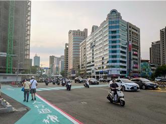 高雄「待撞區」要消失了！中正一路改造改善機車與行人安全