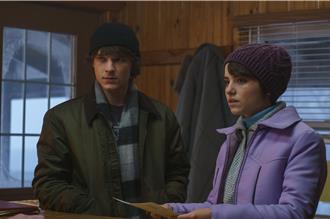 瑪德琳麥克羅重返《闇黑電話2》 為戲考潛水證照喊「辛苦但刺激」