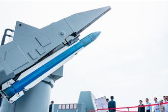 賴清德赴旗津勗勉海軍    期許提升戰力