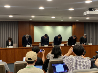 空服員猝逝 長榮航空6高階主管鞠躬道歉