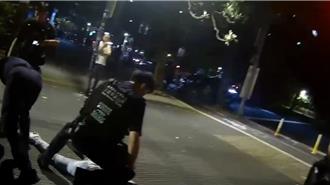 2男信义区街头斗殴！劝架男亮弹簧刀　警逮4人送办
