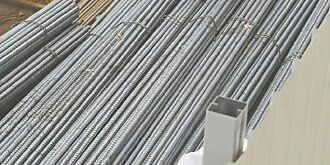 鋼筋廠割肉換訂單 價格近五年最低