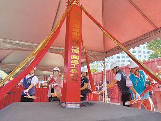 屏東 海口港變身 遊艇浮動碼頭動土