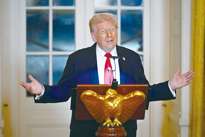 川普政府关税被控违宪案，美国最高法院订11月5日开言词辩论庭。图／美联社