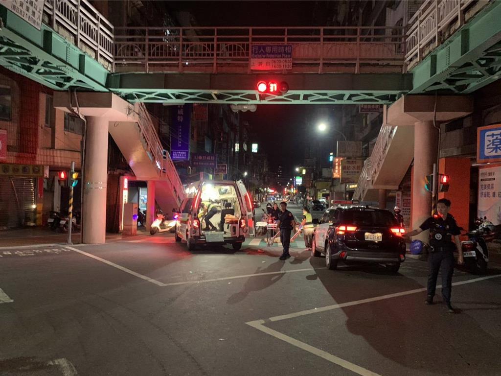 新北市汐止區中興路、福德一路口今日清晨發生死亡車禍。（民眾提供）