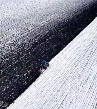 影》黑龍江「雪後北大荒」空拍照曝  流動水墨畫盡收眼底