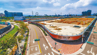 輝達落腳北士科卡關凌濤批新光肆無忌憚   點名背後「門神」